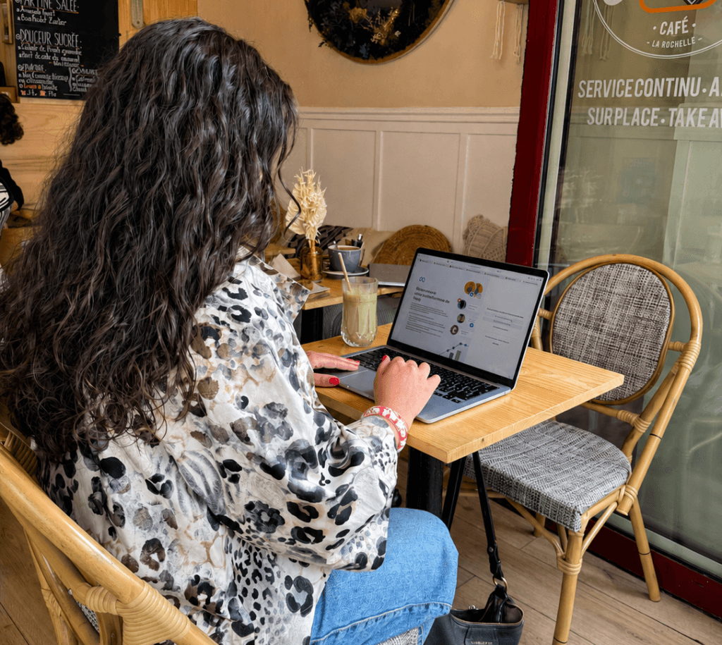 Community Manager freelance - CM by Ambre
